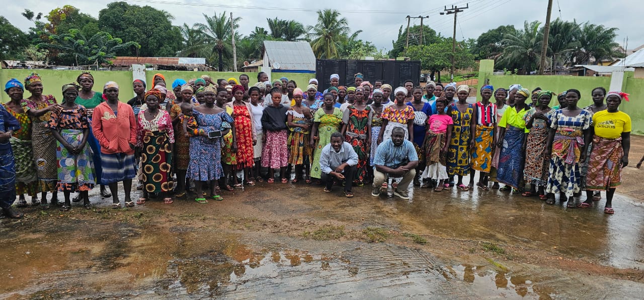 Margliz Foundation meeting with a women's community group